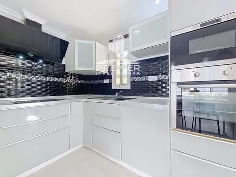 Flat 60 m² in Elda