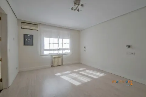 Piso de 306 m² en Madrid