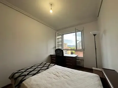 Pis de 130 m² a Pamplona