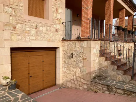 Casa de 270 m² a Prádena