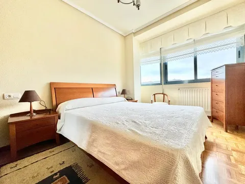 Pis de 90 m² a Vitòria