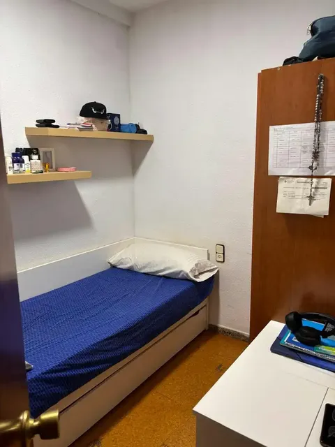 Habitación en alquiler, Barcelona (4/10)