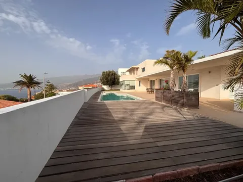 Casa 280 m² a El Rosario