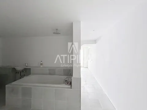 Будинок 200 м² у Барселоні