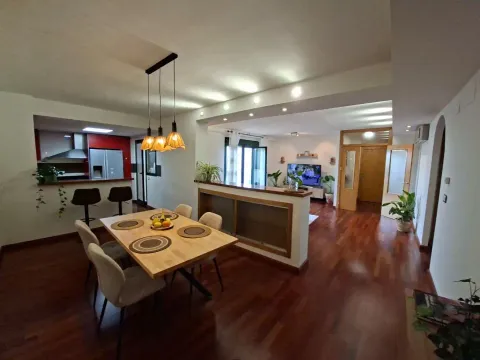 Appartamento 100 m² a Jaén
