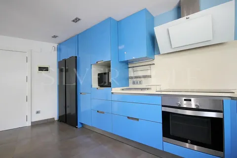 Будинок 434 м² у Castelldefels