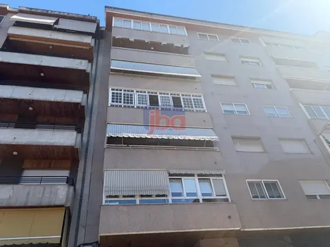 Wohnung 90 m² in Ourense
