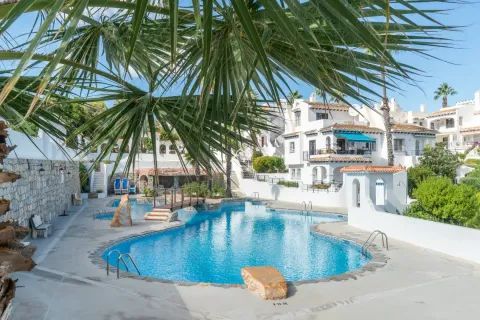 Casa de 170 m² a Oriola