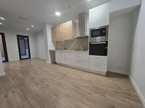 Квартира 90 м² у Badalona