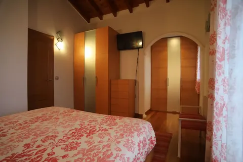 Casa de 216 m² a Udías