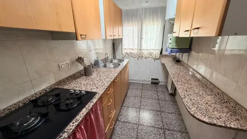 Pis de 100 m² a Almansa