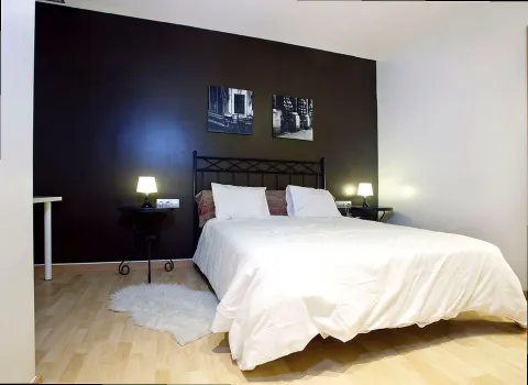 Flat 75 m² in A Coruña (2/12)