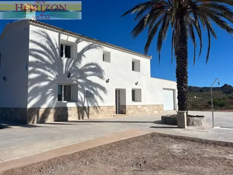 Casa de 130 m² en Albox