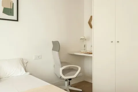 Habitación en alquiler, Barcelona (4/10)
