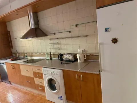 House 275 m² in El Puente del Arzobispo (3/9)