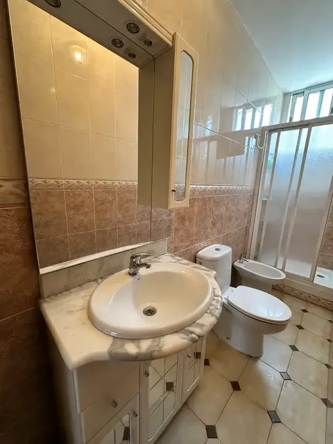 Habitació de lloguer, Utrillas