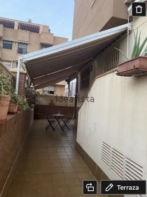 Piso de 70 m² en Almería