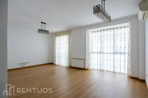 Appartement 99 m² à Madrid
