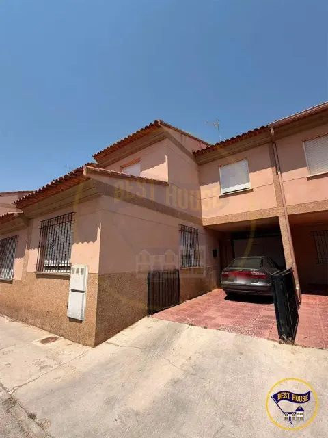 Haus 158 m² in Motilla del Palancar