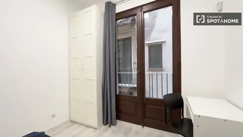Кімната в оренду, Барселона