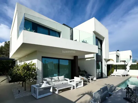 Casa de 500 m² a la Nucia