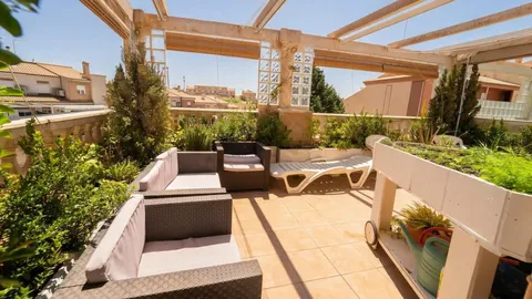 Pis de 350 m² a Huétor Vega