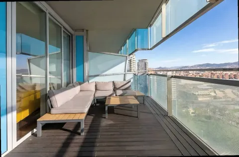 Flat 102 m² in Barcelona