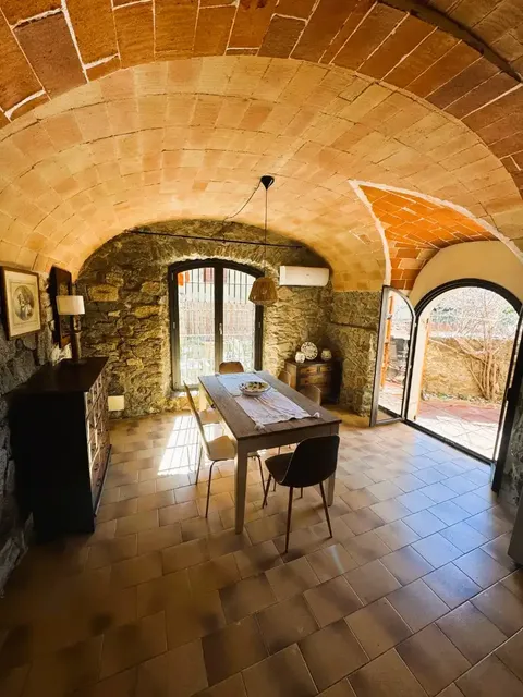 Casa de 300 m² a Palau-saverdera