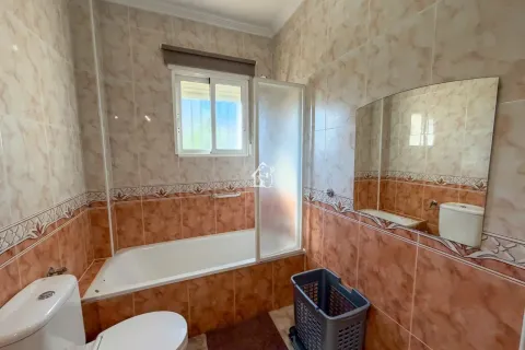 Casa de 100 m² a Oriola