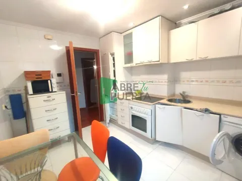 Pis de 75 m² a Ourense