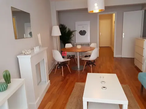 Wohnung 112 m² in Santiago de Compostela