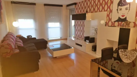 Apartamento 90 m² em Saragoça