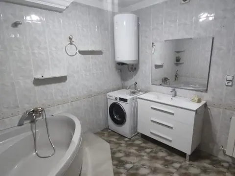 Pis de 70 m² a Valdepeñas de Jaén (2/4)