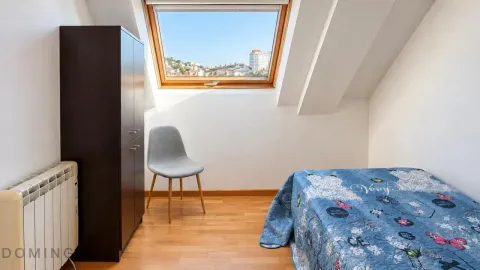 Piso de 80 m² en Vigo