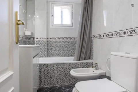 Habitació de lloguer, Parla