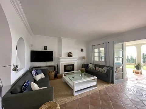Haus 375 m² in Benahavís