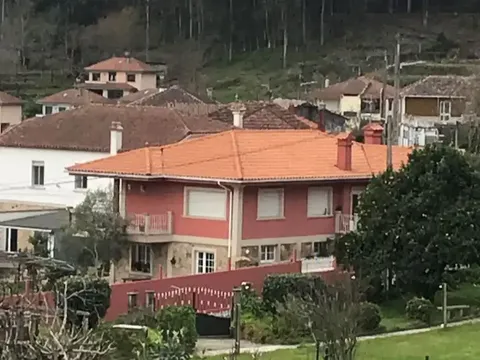 Casa de 277 m² en O Rosal