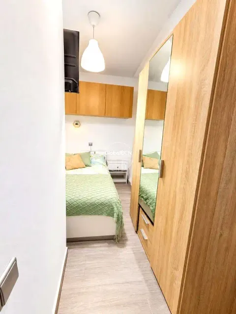 Квартира 30 м² у Барселоні