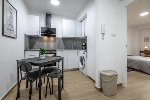 Chambre à louer, Valence