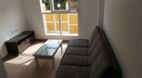 Piso de 60 m² en Melilla