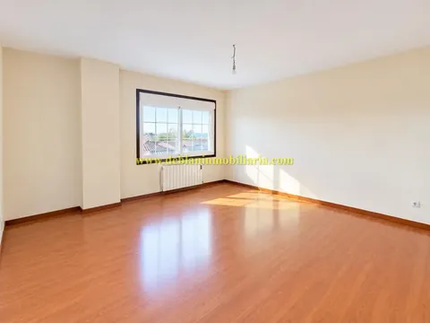 Piso de 90 m² en Tui (3/13)