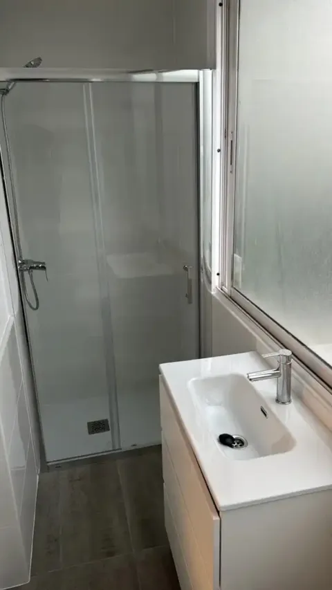 Habitació de lloguer, Barcelona (4/10)