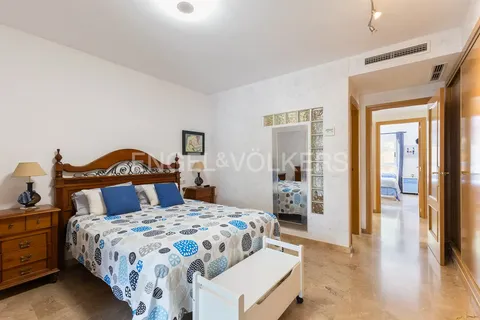 House 230 m² in Chiva