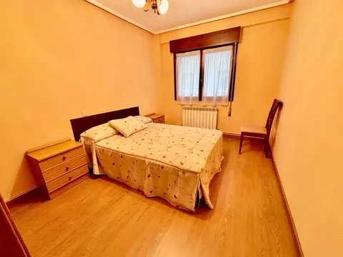 Pis de 102 m² a Gijón