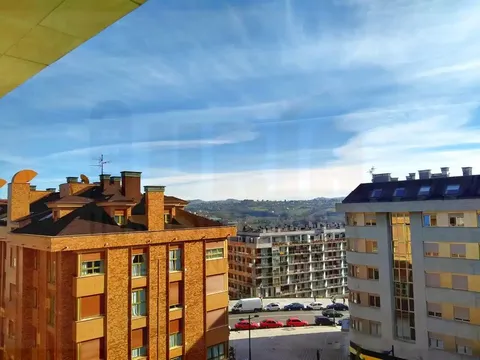 Pis de 60 m² a Oviedo