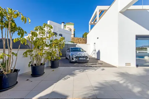 Casa de 273 m² a Finestrat