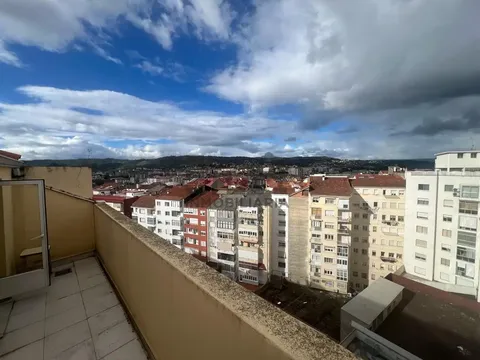 Pis de 122 m² a Ourense