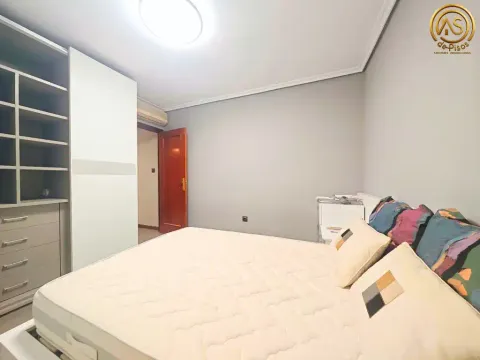 Piso de 93 m² en Zaragoza