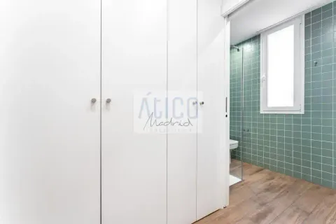 Wohnung 60 m² in Madrid