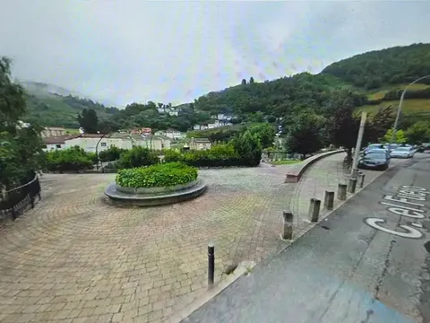 Pis de 65 m² a Cangas del Narcea (2/24)